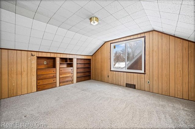 20688 Fleetwood Drive, Harper Woods, MI 48225