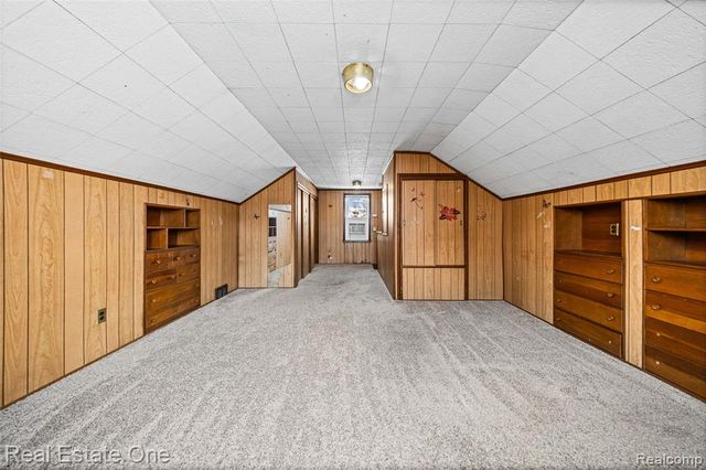 20688 Fleetwood Drive, Harper Woods, MI 48225