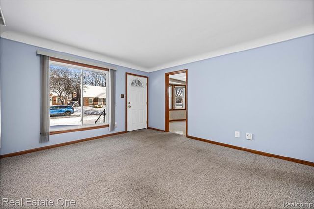 20688 Fleetwood Drive, Harper Woods, MI 48225