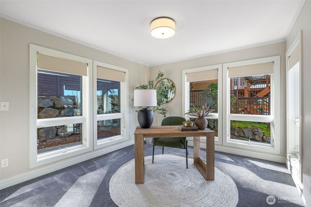 4550 49th Avenue NE, Seattle, WA 98105