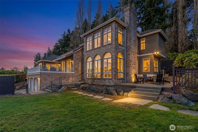 4550 49th Avenue NE, Seattle, WA 98105