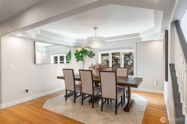 4550 49th Avenue NE, Seattle, WA 98105