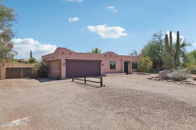 2441 W Wagon Wheels Drive, Tucson, AZ 85745