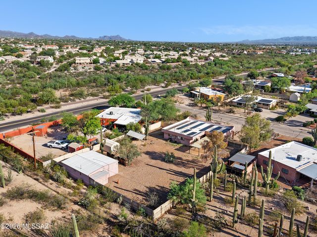 2441 W Wagon Wheels Drive, Tucson, AZ 85745