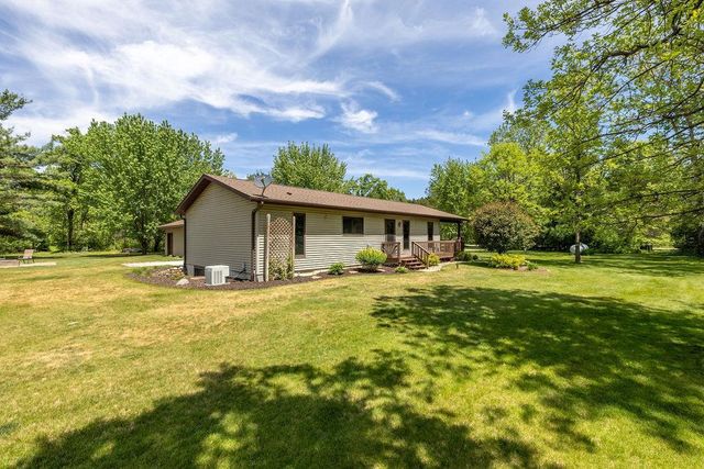 1335 11TH COURT, Friendship, WI 53934