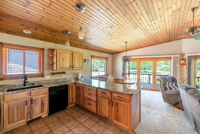 1335 11TH COURT, Friendship, WI 53934