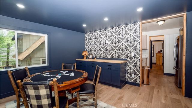 27820 Rainbow Drive, Lake Arrowhead, CA 92352