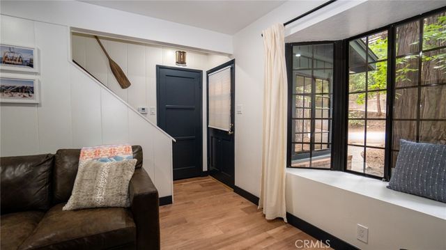 27820 Rainbow Drive, Lake Arrowhead, CA 92352
