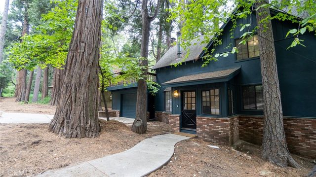 27820 Rainbow Drive, Lake Arrowhead, CA 92352