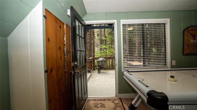 27820 Rainbow Drive, Lake Arrowhead, CA 92352