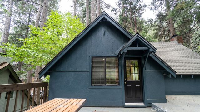 27820 Rainbow Drive, Lake Arrowhead, CA 92352
