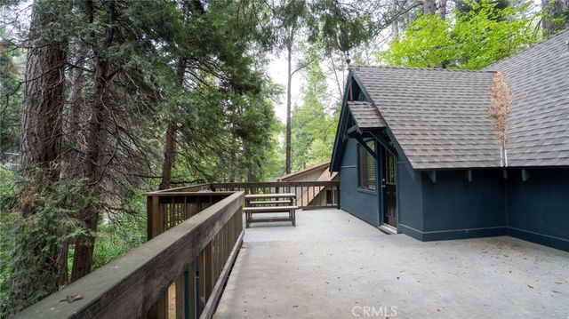 27820 Rainbow Drive, Lake Arrowhead, CA 92352