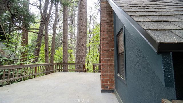 27820 Rainbow Drive, Lake Arrowhead, CA 92352
