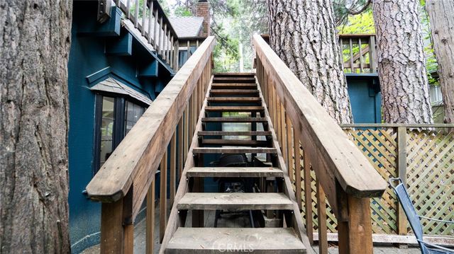 27820 Rainbow Drive, Lake Arrowhead, CA 92352