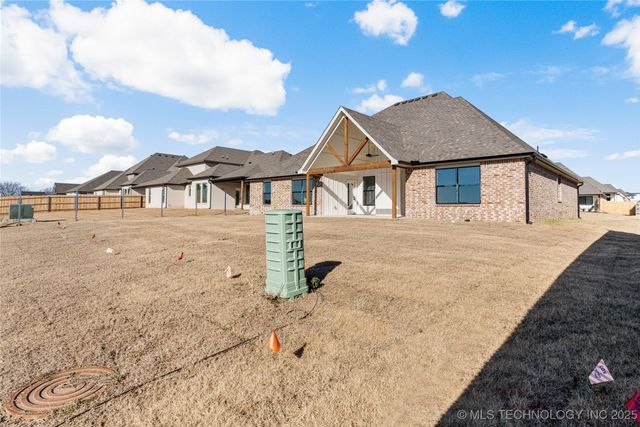 2968 E 146th Place S, Bixby, OK 74008