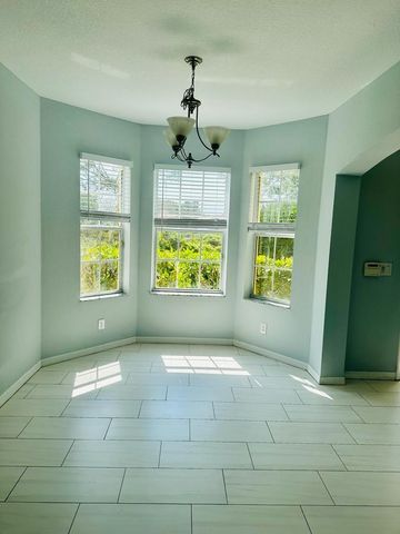 114 SW Peacock Blvd Apt 8-103 St, Port St Lucie, FL 34986