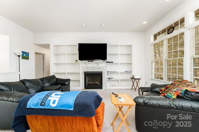 5915 Sullins Road, Charlotte, NC 28214