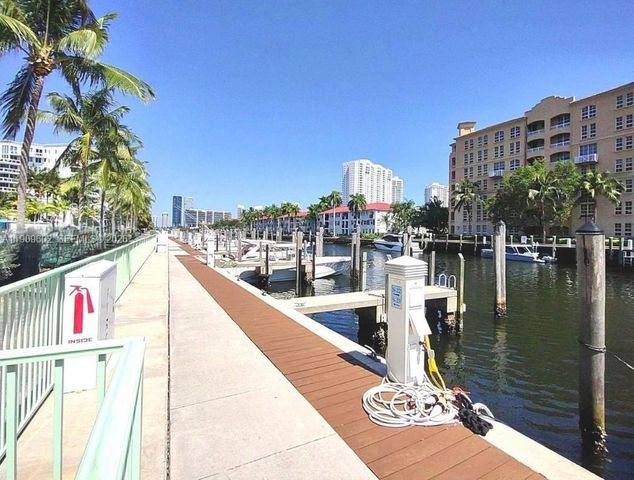 2950 NE 188th Street 501, Aventura, FL 33180