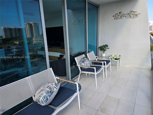 2950 NE 188th Street 501, Aventura, FL 33180