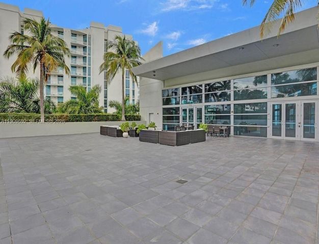 2950 NE 188th Street 501, Aventura, FL 33180