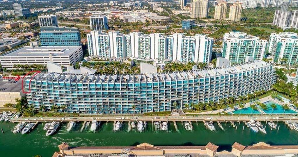 2950 NE 188th Street 501, Aventura, FL 33180