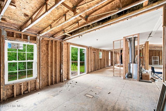 265 Riverview Drive, Burgaw, NC 28425