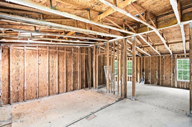 265 Riverview Drive, Burgaw, NC 28425