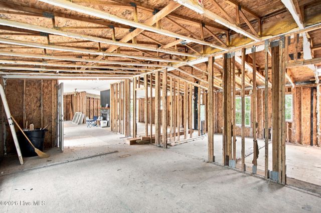 265 Riverview Drive, Burgaw, NC 28425