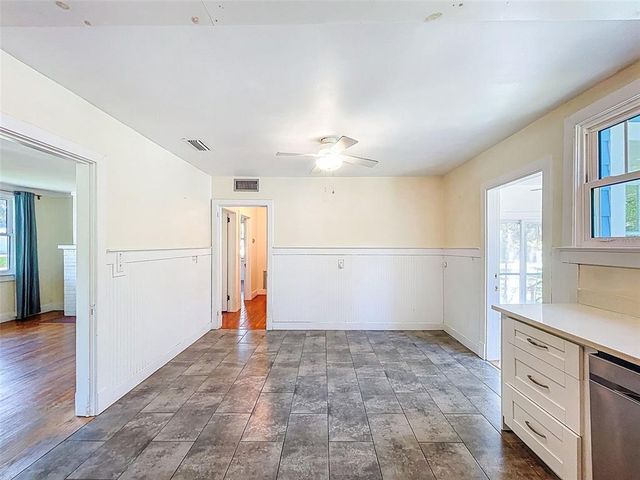 320 BROADWAY, Dunedin, FL 34698