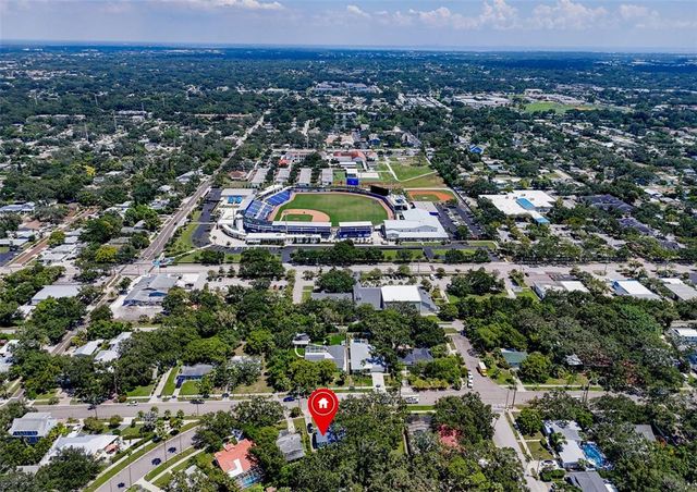 320 BROADWAY, Dunedin, FL 34698