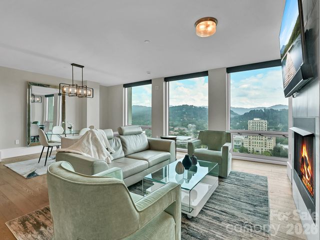 7 Patton Avenue 1805, Asheville, NC 28801