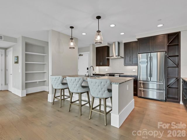 7 Patton Avenue 1805, Asheville, NC 28801