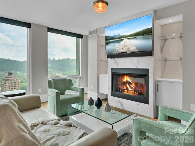 7 Patton Avenue 1805, Asheville, NC 28801
