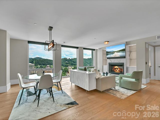 7 Patton Avenue 1805, Asheville, NC 28801