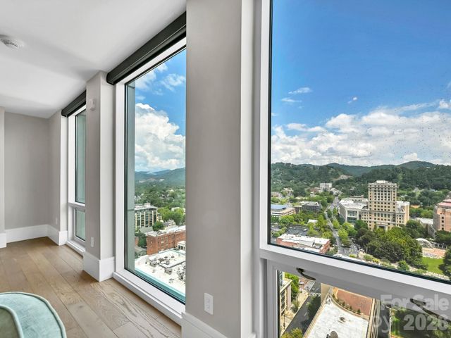 7 Patton Avenue 1805, Asheville, NC 28801