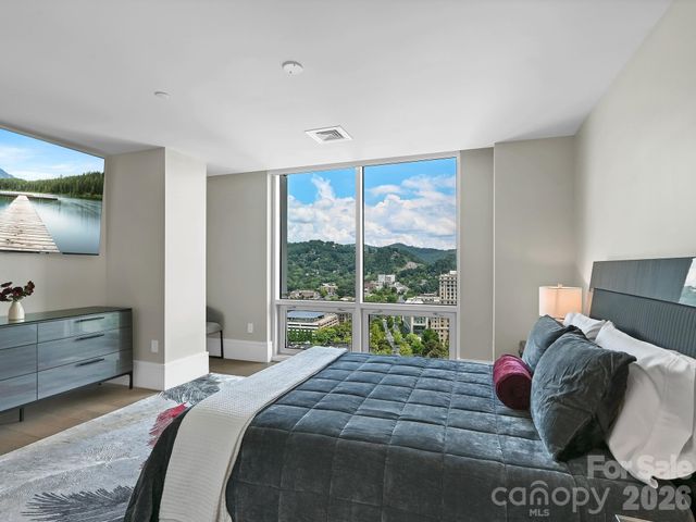 7 Patton Avenue 1805, Asheville, NC 28801