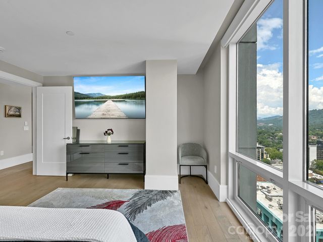 7 Patton Avenue 1805, Asheville, NC 28801