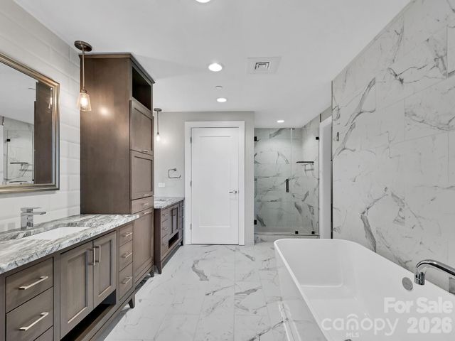 7 Patton Avenue 1805, Asheville, NC 28801