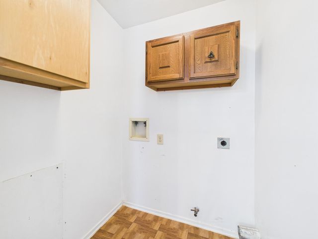 3302 Holly Green Drive, Kingwood, TX 77339