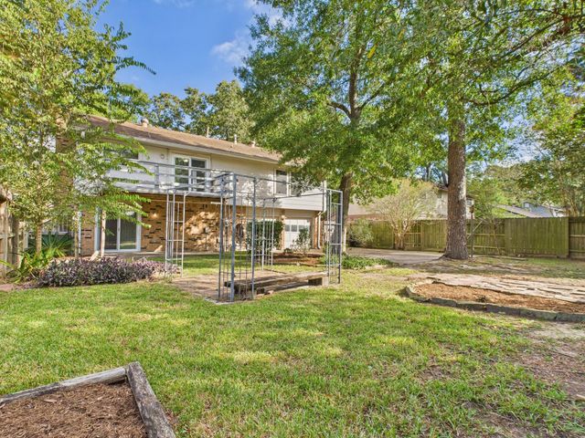 3302 Holly Green Drive, Kingwood, TX 77339