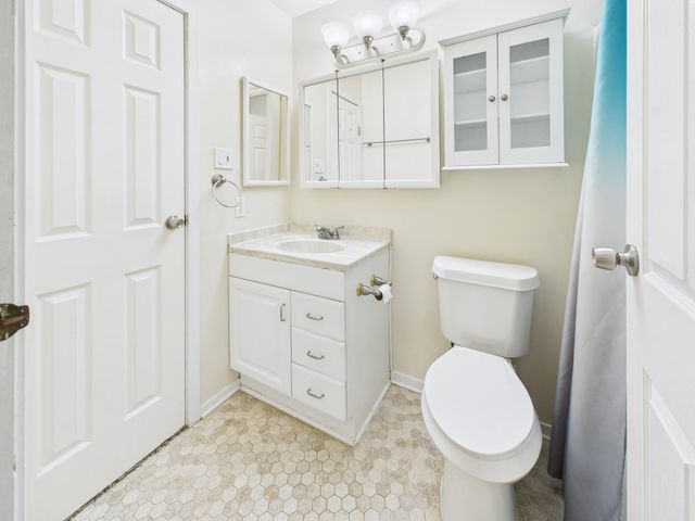 3302 Holly Green Drive, Kingwood, TX 77339