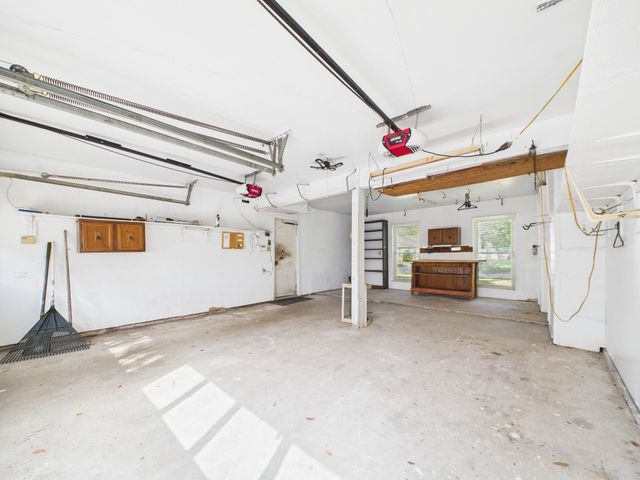 3302 Holly Green Drive, Kingwood, TX 77339