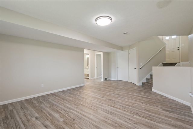 10550 Wolven Avenue, Rockford, MI 49341