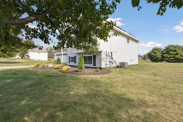 10550 Wolven Avenue, Rockford, MI 49341