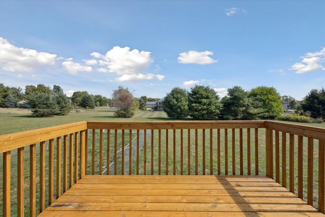 10550 Wolven Avenue, Rockford, MI 49341