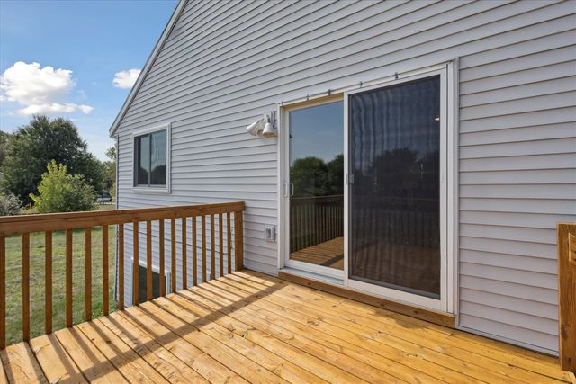 10550 Wolven Avenue, Rockford, MI 49341