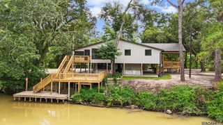 26567 Kendalwood Rd, Saint George, LA 70817