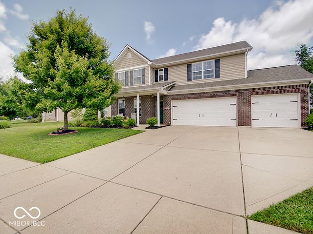 4304 Amesbury Place, Westfield, IN 46062