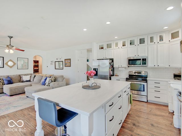 4304 Amesbury Place, Westfield, IN 46062