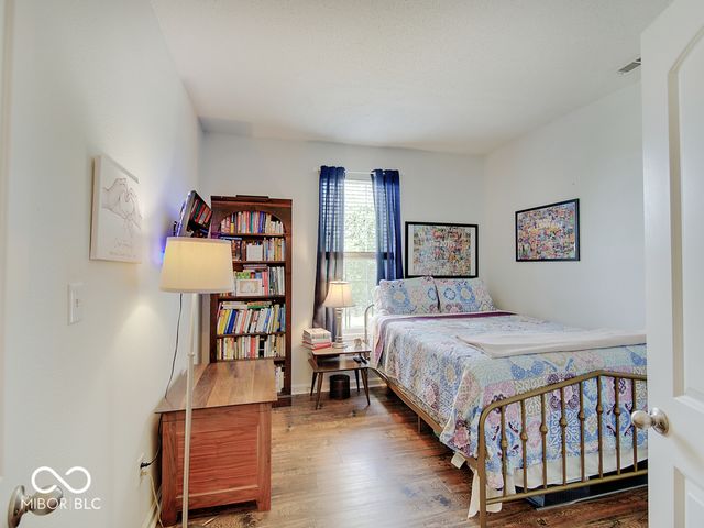 4304 Amesbury Place, Westfield, IN 46062